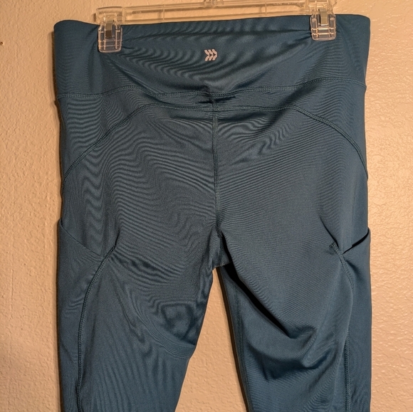 All In Motion  Leggings Pre Own Size Xl - Picture 5 of 8